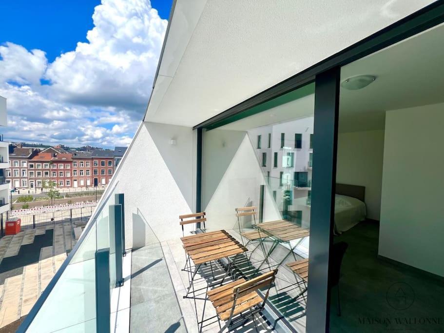 Le Des Guillemins - Boverie, Gare Apartment *